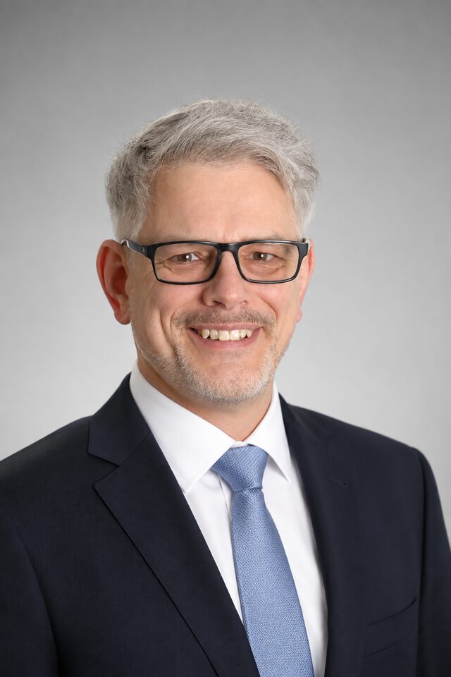 Prof. Zoltán Zomotor